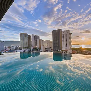 Del Luna Boutique Hotel
